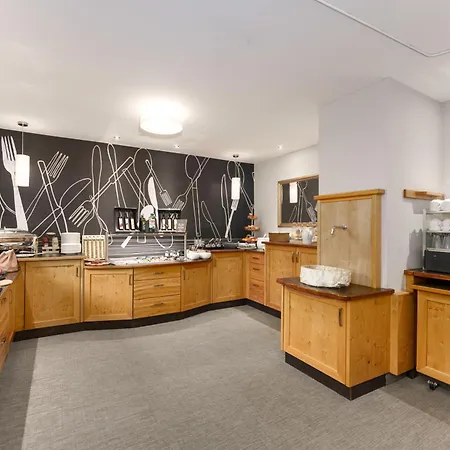 Aparthotel Erzherzog Johann 4*